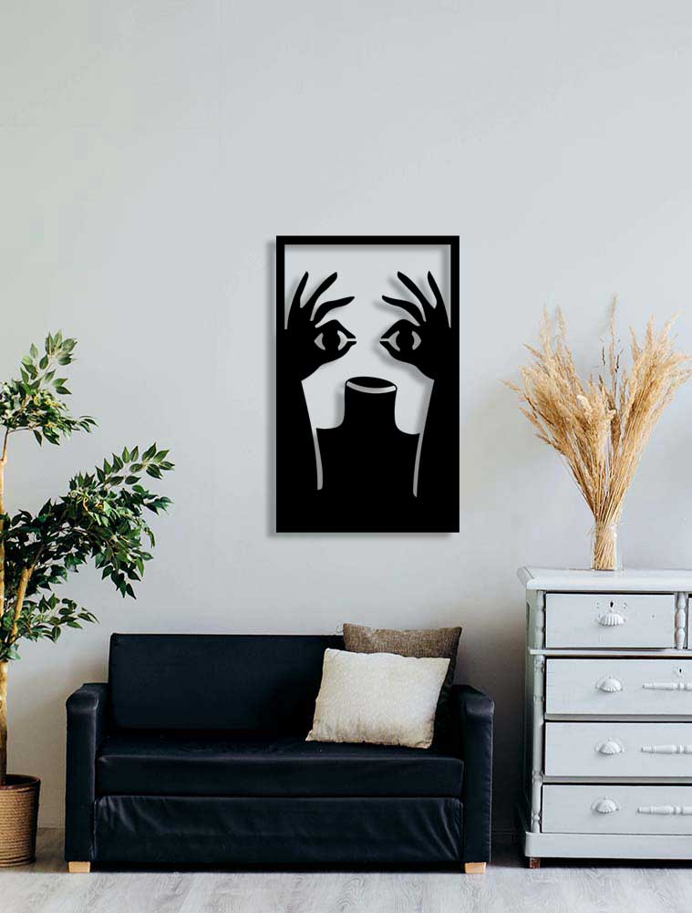 Duvardan 2cm Önde Duran 3D Gölge Efektli Modern Kadın Portresi Metal Sanatı