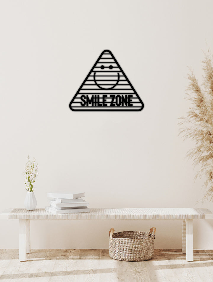 Smile Zone Yazısı Metal Duvar Tablosu