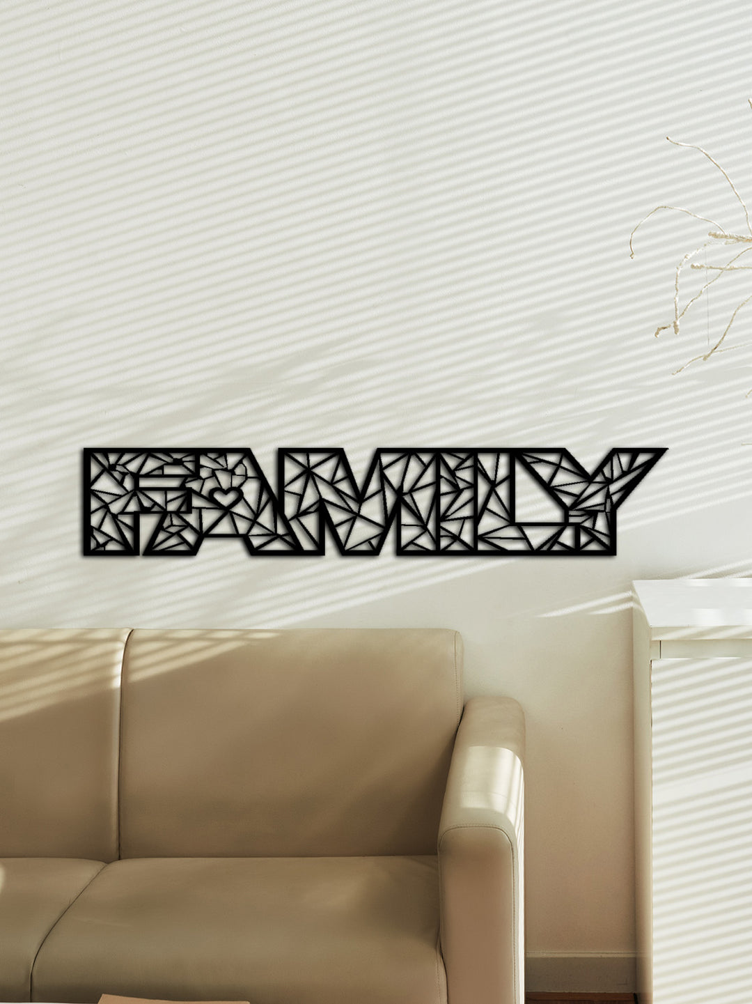 Family Yazısı Metal Duvar Tablosu