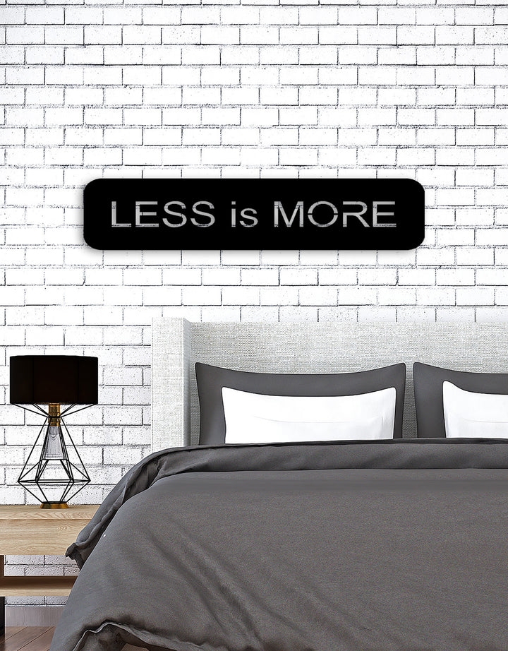 Less is More Yazısı Metal Duvar Tablosu