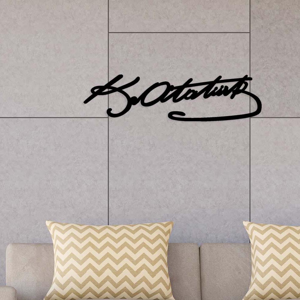 1.5mm çelik lazer kesim detaylı Atatürk imzası - Artroya hassas işçilik ve mat siyah yüzey.