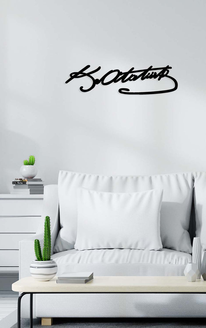 Modern ofisler için Atatürk imzalı metal duvar sanatı - Stil rehberi ve uygulama örneği.