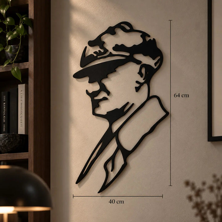Atatürk profil tasarımlı siyah metal duvar tablosunun 64 x 40 cm ürün ölçülerini gösteren ölçü görseli.