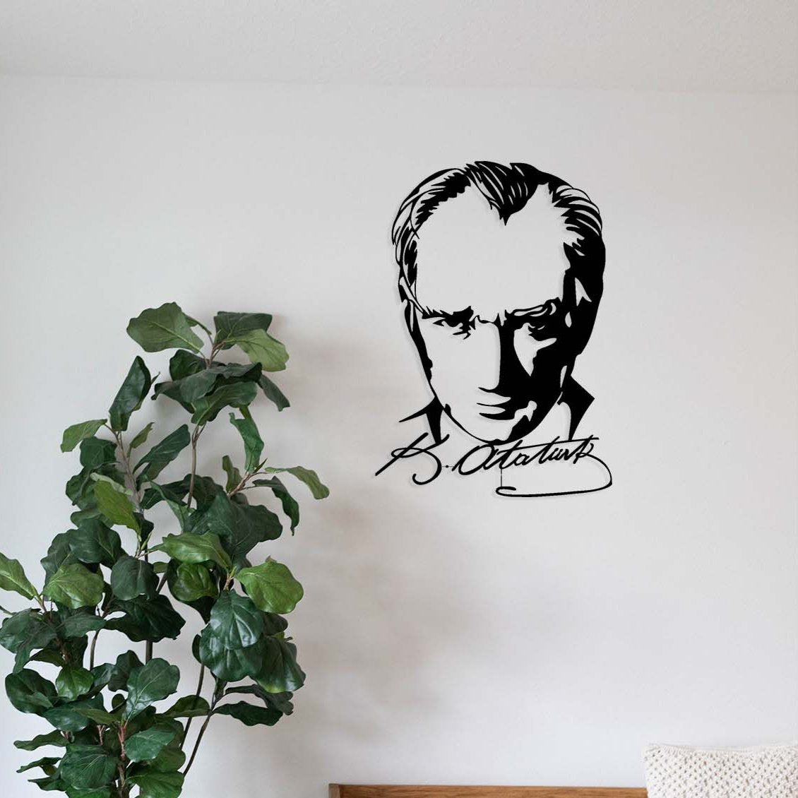 1.5mm çelik lazer kesim detaylı çerçevesiz Atatürk silüeti - Artroya hassas işçilik.