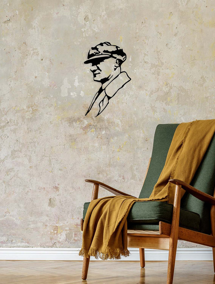 Duvardan 2cm önde duran Atatürk metal tablo - Nöro-estetik gölge ve gerçekçi mekan algısı.