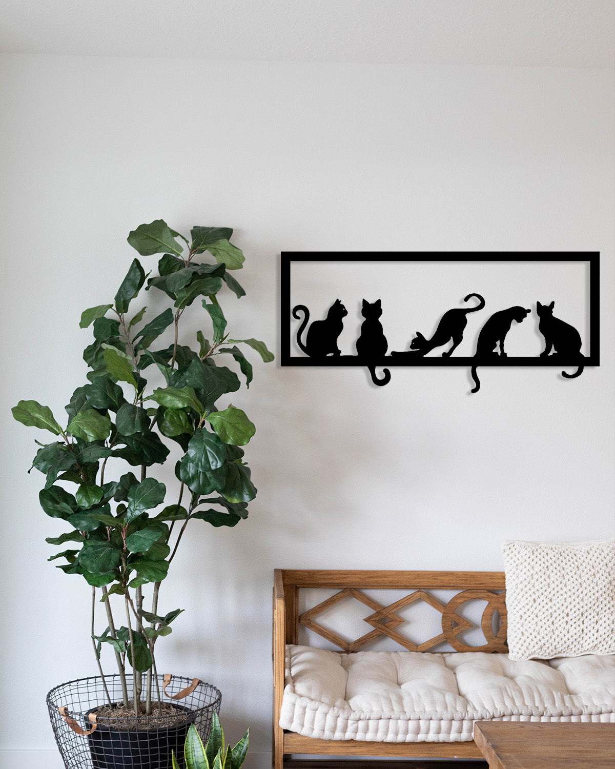 Kedi Meclisi Metal Heykel Estetiği - 3D Yan Perspektif Görünümü