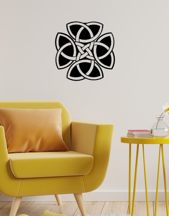 1.5mm Çelik Üzerinde Mat Siyah Lazer Kesim Kelt Düğümü Hat Detayları