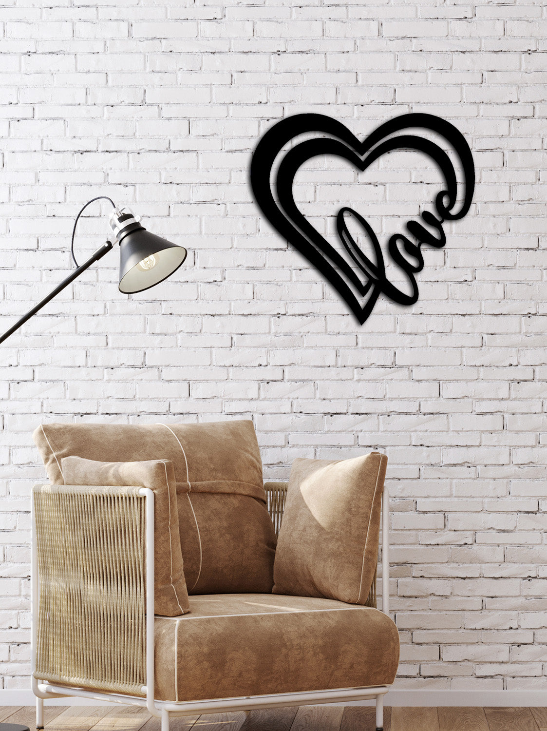 Lazer Kesim El Yazısı ve Kelimeyi Kapsayan Kalp Hattı İşçilik Detayı