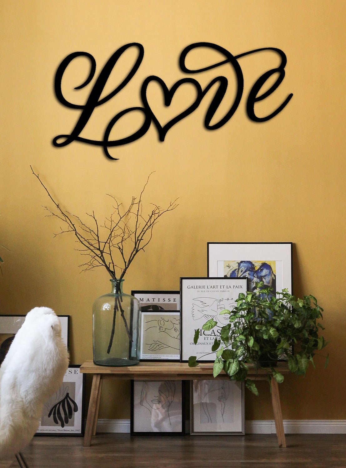 Lazer Kesim Kalp Detaylı Love Yazısı ve İşçilik Detayı