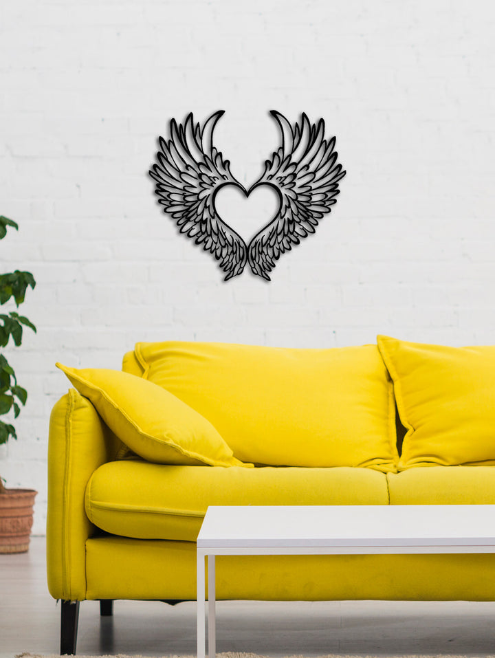 Lazer Kesim Melek Kanadı Sembolü ve Love Yazısı İşçilik Detayı