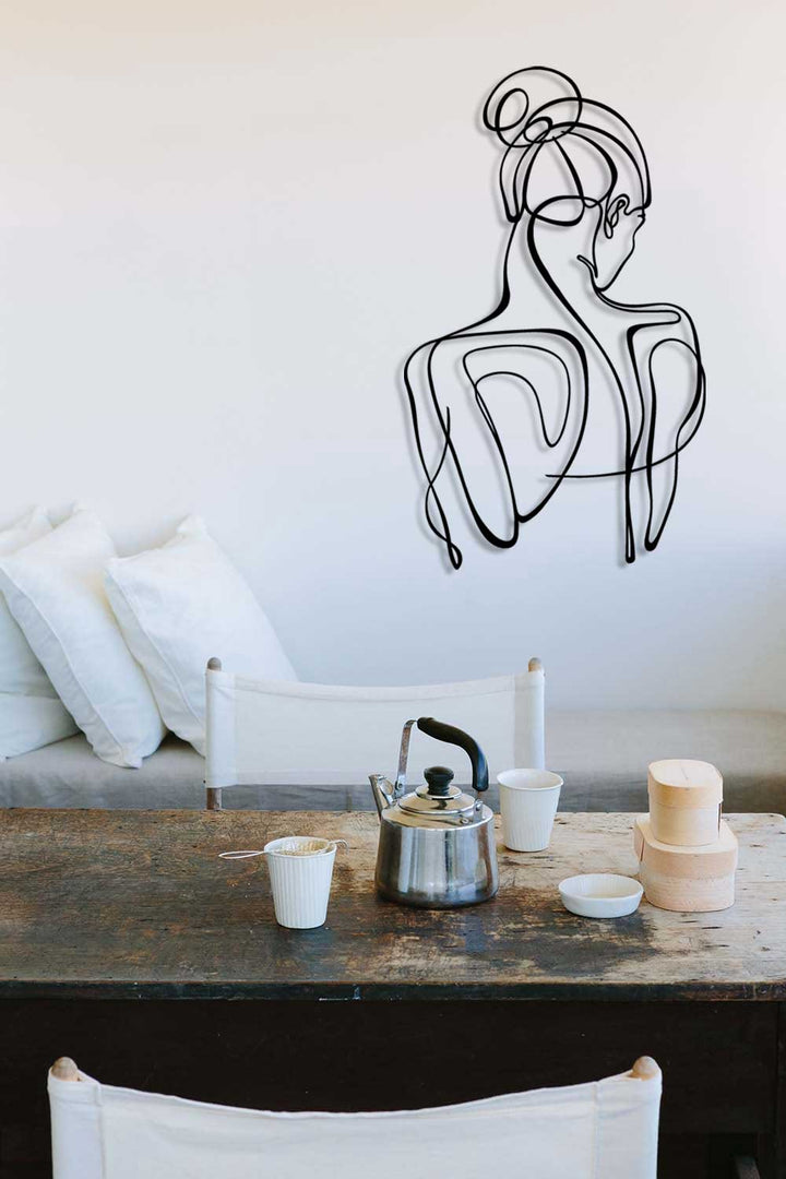 Meditatif Kadın Silüeti Metal Duvar Tablosu - Öz Şefkat: İçe Dönüş | Sanat Koleksiyonu - Artroya