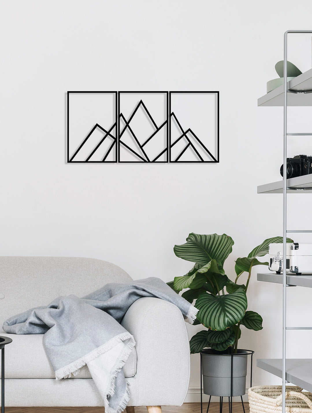 Modern Salon Dekorasyonu İçin Siyah Geometrik Dağ Metal Duvar Dekoru