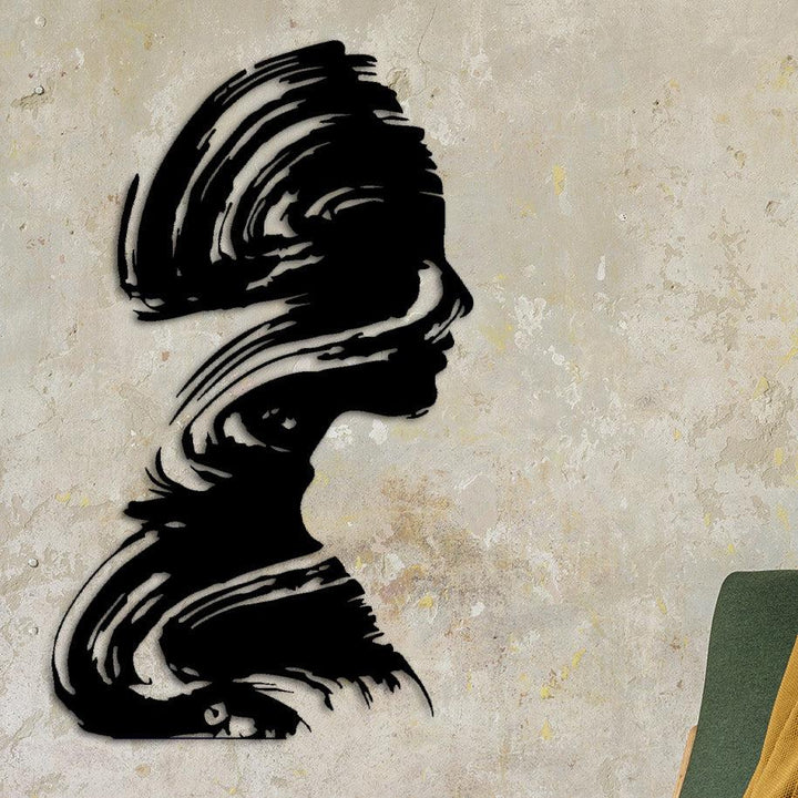 Artroya imzası textüre siyah dokulu, modern soyut kadın silüeti metal duvar tablosu.