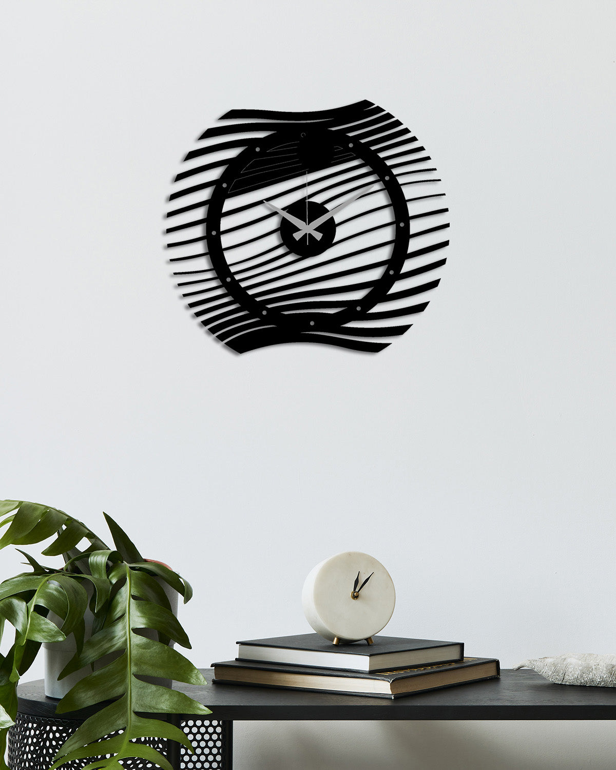 1.5mm Çelik Üzerine Mat Siyah Elektrostatik Toz Boya Lazer Kesim Detayı