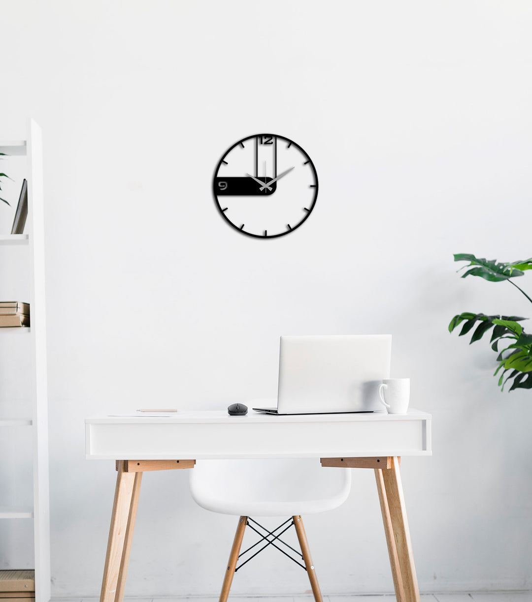 Prestijli Ofis Dekorasyonu İçin Gold Renkli Modern Metal Tasarım Saat