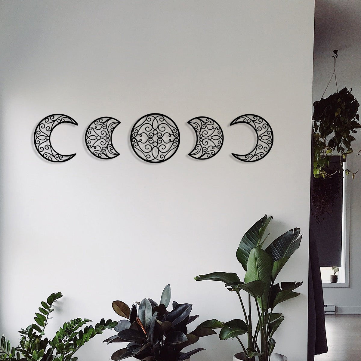 Ay Döngüsü Siyah Metal Duvar Tablosu - Modern Mistik Ay Fazları Sanatı