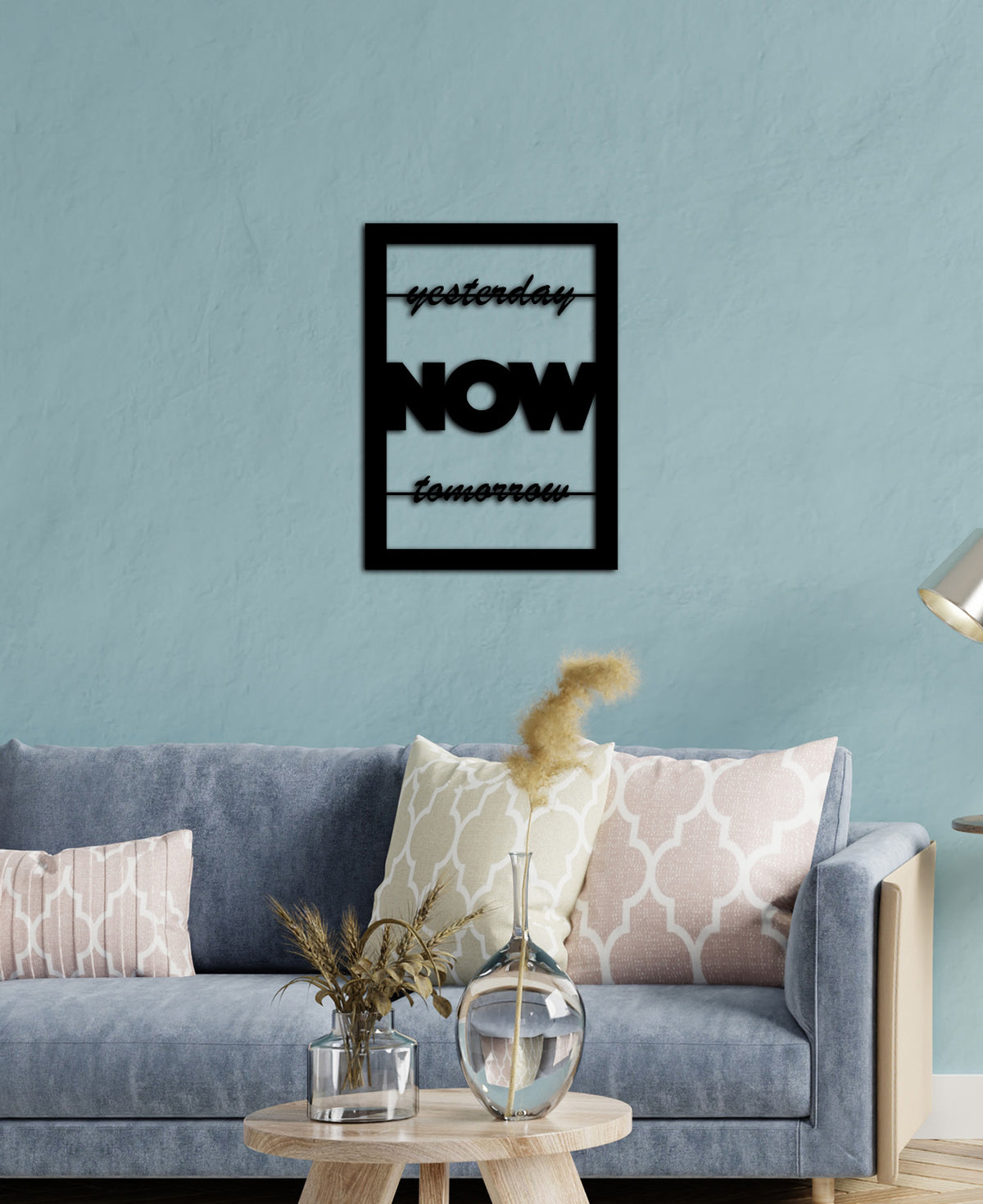 Tek Vida İle Pratik Kurulum Yapılan Bütünleşik Yazılı Metal Tablo