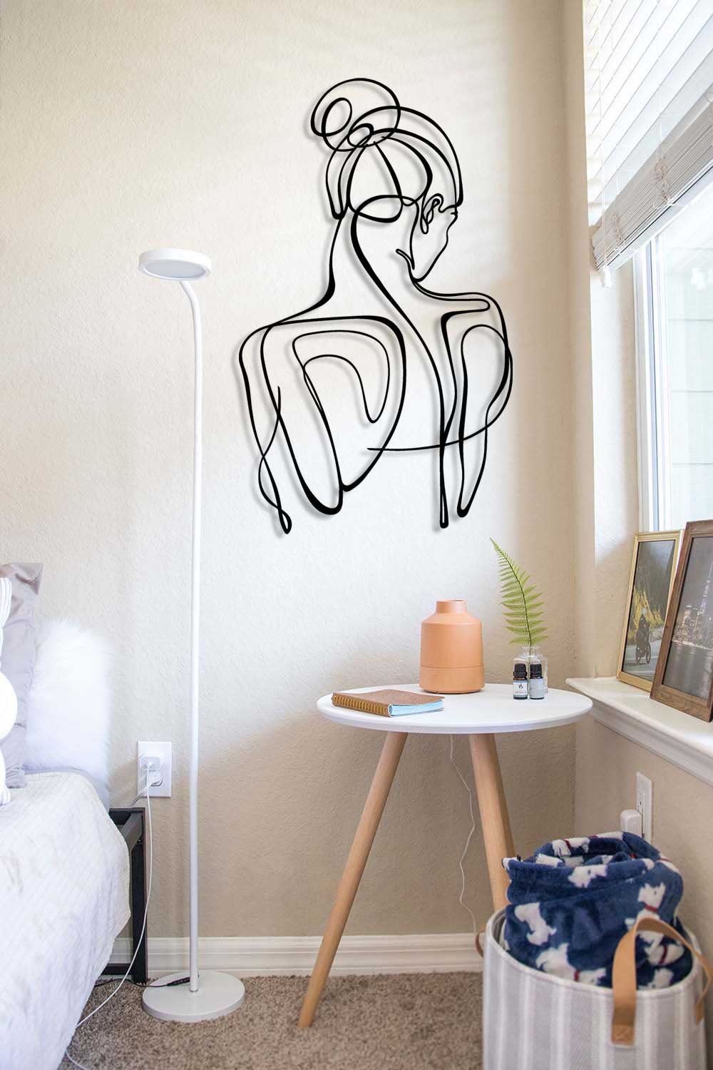 Meditatif Kadın Silüeti Metal Duvar Tablosu - Öz Şefkat: İçe Dönüş | Sanat Koleksiyonu - Artroya